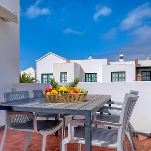 La Dulce Vida Apartment